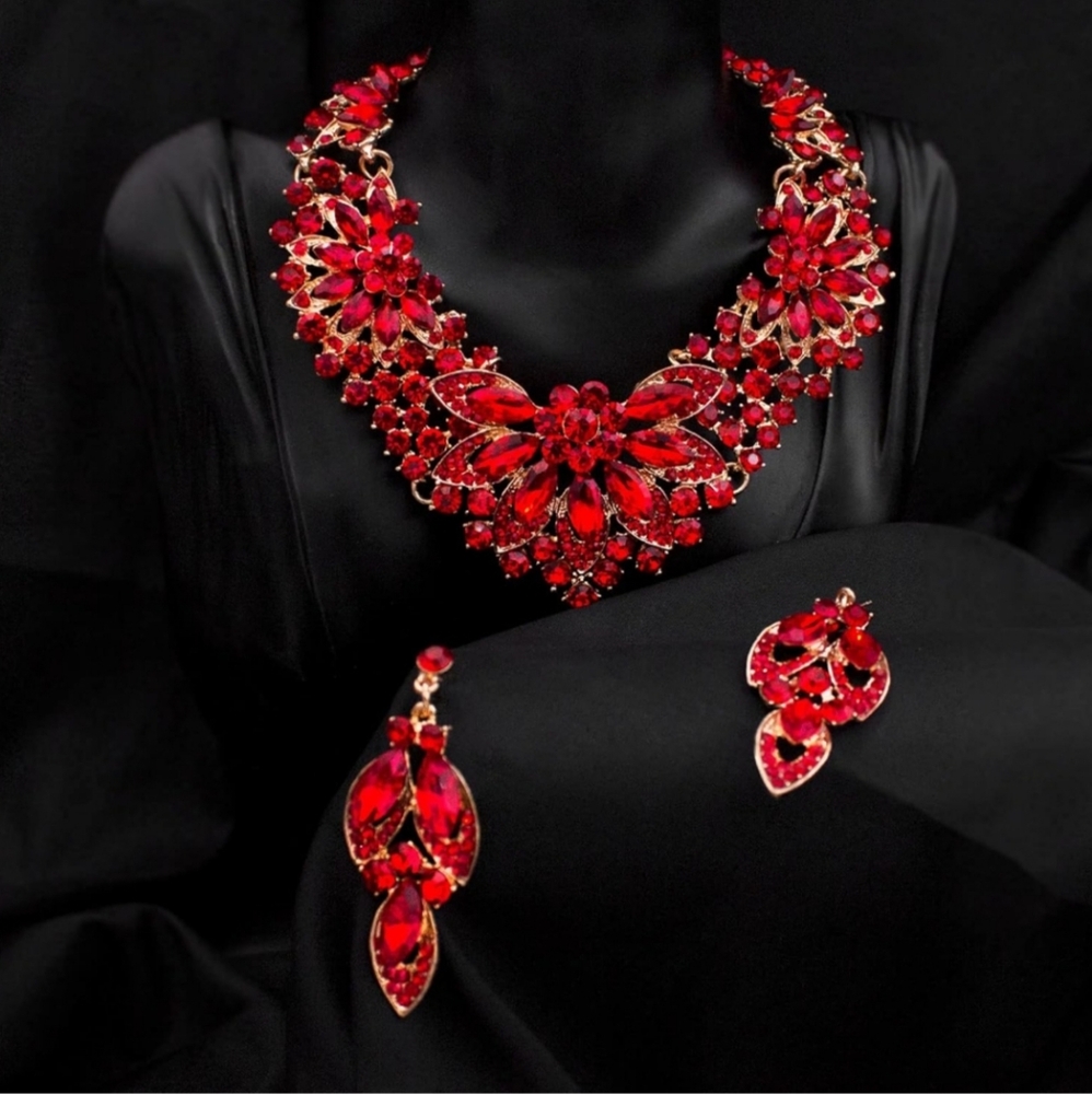 NEW Necklace and Crystal Earrings Cluster Flower Jewelry Set Red Gold - Picture 4 of 8
